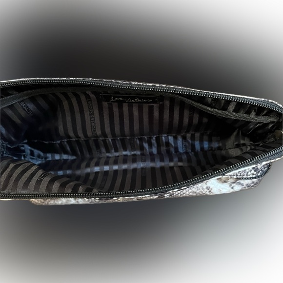 NWT-Rare Python Print Victoria’s Secret Cosmetic Organizers - Picture 12 of 13